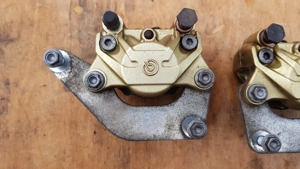 Piaggio Beverly Tourer 400 első féknyereg pár - kép 4