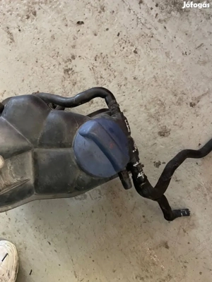 Volkswagen Phaeton hűtőfolyadék tartály 3D0 121 407 J posta megoldható - kép 2