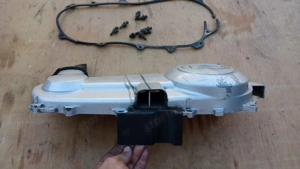 Kymco people 250 kuplung fedél - kép 2