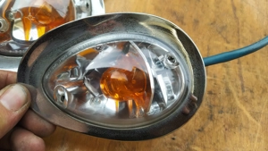 Kymco people 250 első irányjelző pár - kép 3