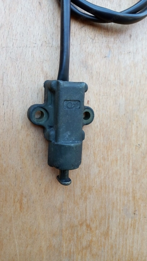 Suzuki Burgman 250 - 400 (merci lámpás) sisaktartó világítás kapcsoló - kép 5