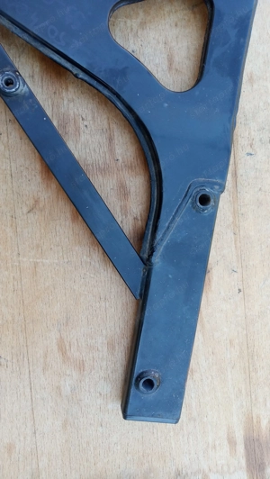 Suzuki Burgman 250 - 400 (merci lámpás) kipufogó tartó konzol - kép 2