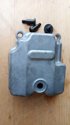 Suzuki Burgman 250 (merci lámpás) szelepfedél