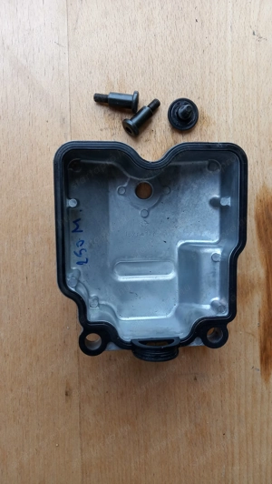 Suzuki Burgman 250 (merci lámpás) szelepfedél - kép 3