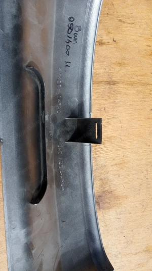 Suzuki Burgman 250 - 400 (merci lámpás) közép idom alsó - kép 3