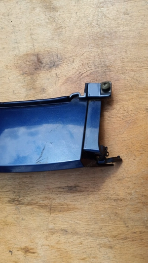 Suzuki Burgman 250 - 400 (merci lámpás) közép idom felső kék - kép 4