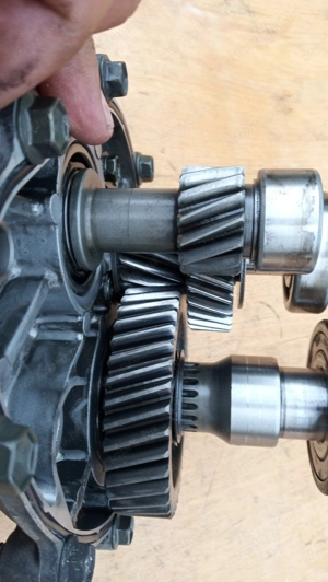 Suzuki Burgman 400 végáttétel - kép 5