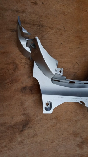 Suzuki Burgman 250 - 400 (merci lámpás) háttámla burkolat ezüst - kép 2