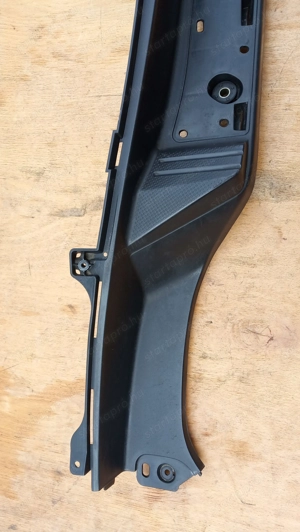 Suzuki Burgman 250 - 400 (merci lámpás) hátsó taposó balos - kép 2