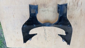 Suzuki Burgman 250 - 400 (merci lámpás) első idom 3 - kép 6