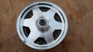 Suzuki Burgman 250 - 400 első felni - kép 1