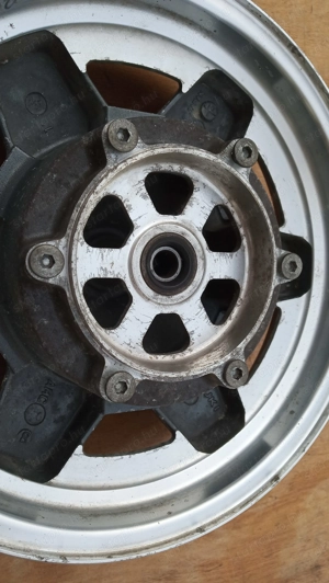 Suzuki Burgman 250 - 400 első felni - kép 7