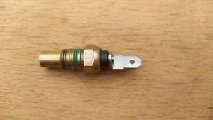 Suzuki Burgman 250 - 400 (merci lámpás) vízhőfok jeladó - kép 2