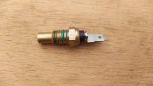 Suzuki Burgman 250 - 400 (merci lámpás) vízhőfok jeladó - kép 4