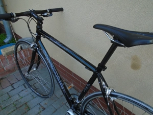 Gyönyörű fekete kerékpár - kép 8