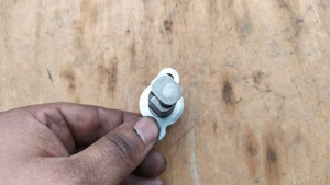 Suzuki Burgman 250 - 400 vezérműlánc feszítő patron - kép 3