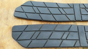 Suzuki Burgman 250 - 400 (merci lámpás) gumiszőnyeg pár - kép 2