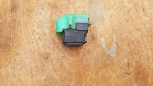 Suzuki Burgman 250 - 400 (merci lámpás) indító relé - kép 5