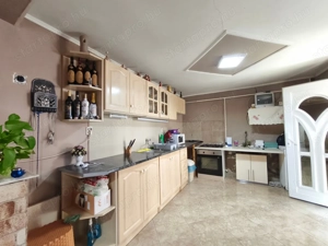 Kiskunhalas Tesco közelében 2 szobás családi ház eladó  - kép 3