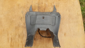 Malaguti Madison 250 térdidom - kép 9