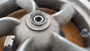 Malaguti Madison 250 első kerék - kép 2