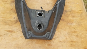 Malaguti Madison 250 üzemanyag tank - kép 4