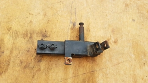 Aprilia Scarabeo 125 - 250 (piaggio) hátsó lábtartó konzol balos