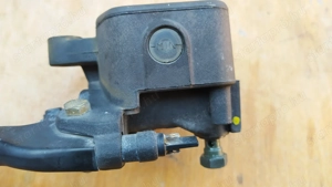 Aprilia Scarabeo 125 - 200 (piaggio) főfékhenger jobbos - kép 2