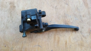 Aprilia Scarabeo 125 - 200 (piaggio) főfékhenger jobbos - kép 6