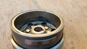 Aprilia Scarabeo 250 (piaggio) lendkerék - kép 4