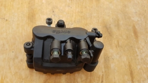 Aprilia Scarabeo 125 - 250 (piaggio) első féknyereg - kép 5