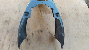 Aprilia Scarabeo 125 - 250 (piaggio) hátsó sárvédő - kép 6