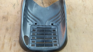 Aprilia Scarabeo 125 - 250 (piaggio) első idom sérült - kép 5