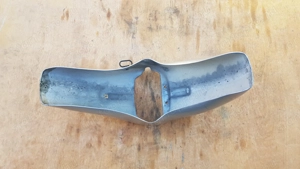 Aprilia Scarabeo 125 - 200 első sárvédő ezüst - kép 4