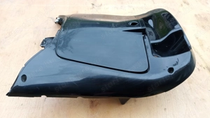 Aprilia Scarabeo 125 - 200 térdidom fekete 3 - kép 4