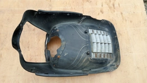 Aprilia Scarabeo 125 - 200 első idom fekete - kép 4