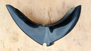 Aprilia Scarabeo 125 - 200 első sárvédő fekete - kép 4