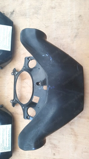 Aprilia Scarabeo 125 - 200 kormányidom hátsó - kép 2