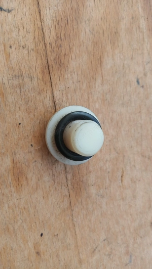 Aprilia Scarabeo 125 - 200 hajtóműolaj betöltő csavar - kép 2