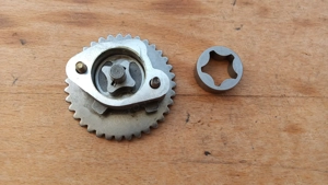 Aprilia Scarabeo 125 - 200 olajpumpa - kép 6