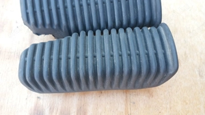 Aprilia Scarabeo 125 - 200 hátsó lábtartó pár - kép 7