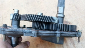 Aprilia Scarabeo 125 - 180 hátsó végáttétel - kép 5