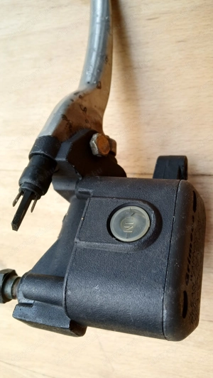 Aprilia Scarabeo 125 - 200 főfékhenger jobbos - kép 4