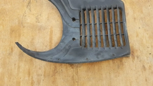 Aprilia Scarabeo 500 hűtő elötti idom - kép 4