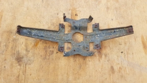 Aprilia Scarabeo 500 első sárvédő tartó keret - kép 4