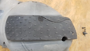 Aprilia Scarabeo 500 kuplung fedél borítás sérült - kép 4