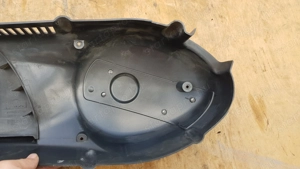 Aprilia Scarabeo 500 kuplung fedél borítás sérült - kép 7