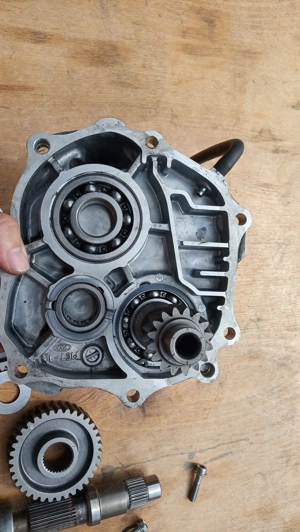 Honda Silver Wing Fjs 400 hátsó végáttétel csapágy cserés - kép 3