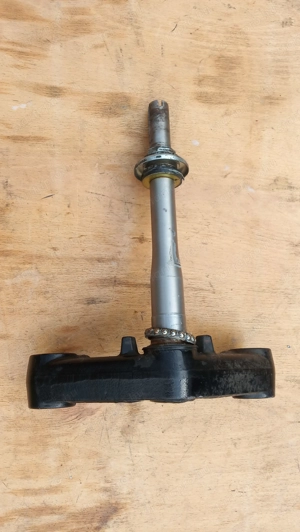 Honda Silver Wing Fjs 400 - 600 T-szár kormányoszlop - kép 2