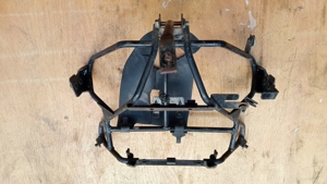 Kymco Grand Dink 125 - 150 első idomtartó konzol - kép 4